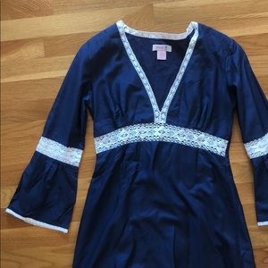 PINK PINEAPPLE navy lace coverup sz xs